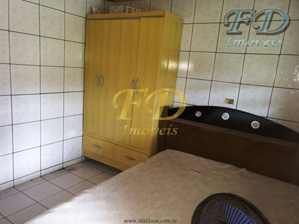 Chácara à venda com 5 quartos, 520m² - Foto 1
