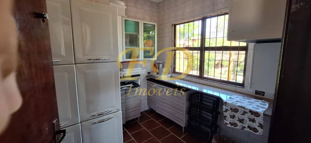 Chácara, 4 quartos, 1000 m² - Foto 1