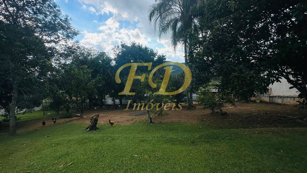 Chácara à venda com 6 quartos, 600m² - Foto 28
