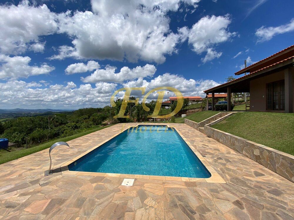Chácara à venda com 2 quartos, 169m² - Foto 2
