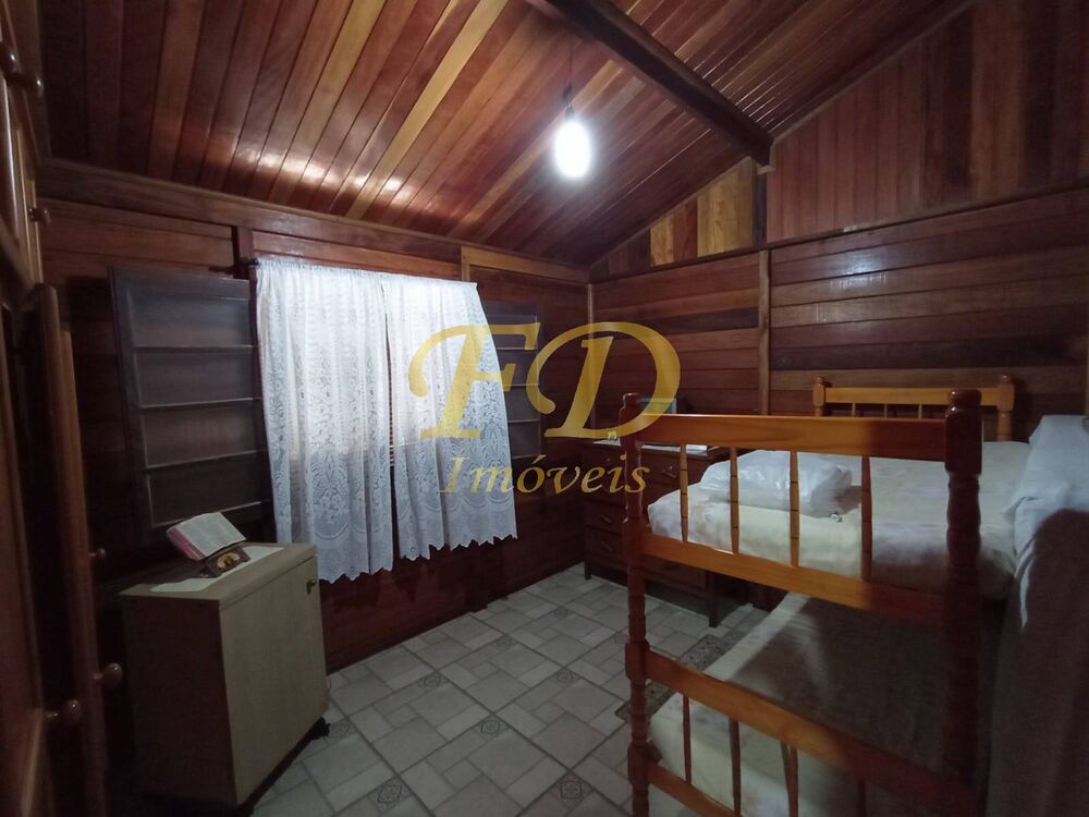 Chácara à venda com 5 quartos, 400m² - Foto 4