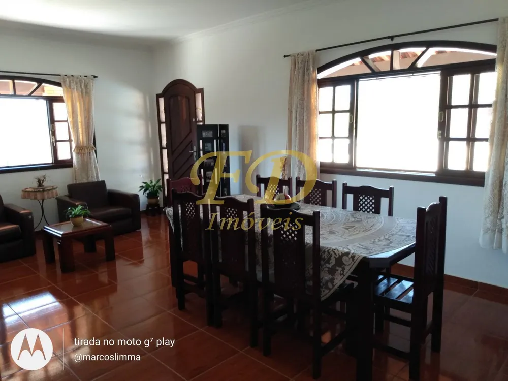 Chácara, 3 quartos, 1390 m² - Foto 4