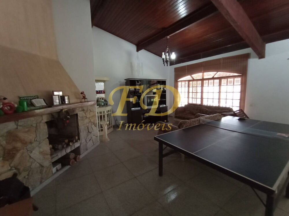 Chácara, 4 quartos, 1700 m² - Foto 4