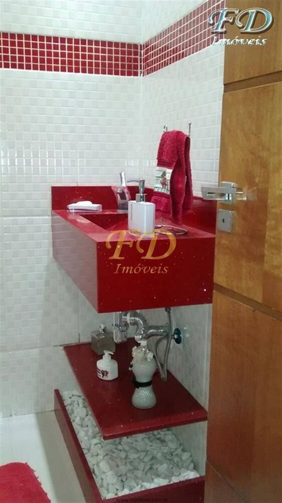 Casa à venda e aluguel com 3 quartos, 150m² - Foto 2