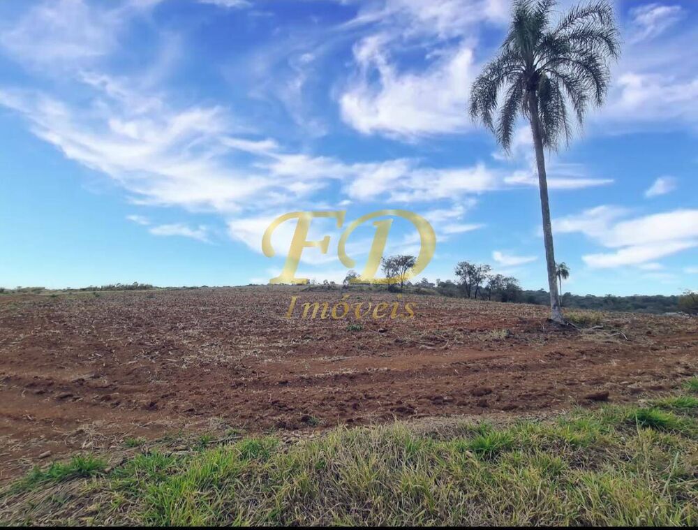 Prédio Inteiro - Foto 1