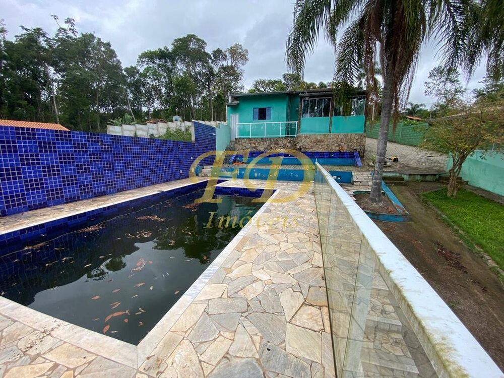Chácara à venda com 2 quartos, 250m² - Foto 1