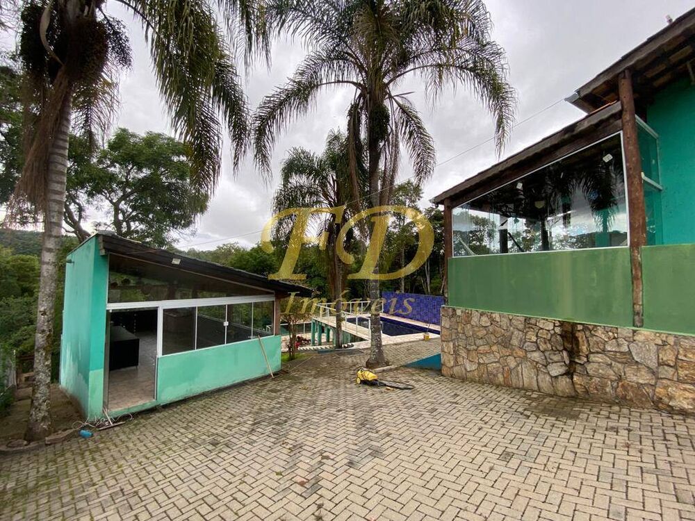 Chácara à venda com 2 quartos, 250m² - Foto 15