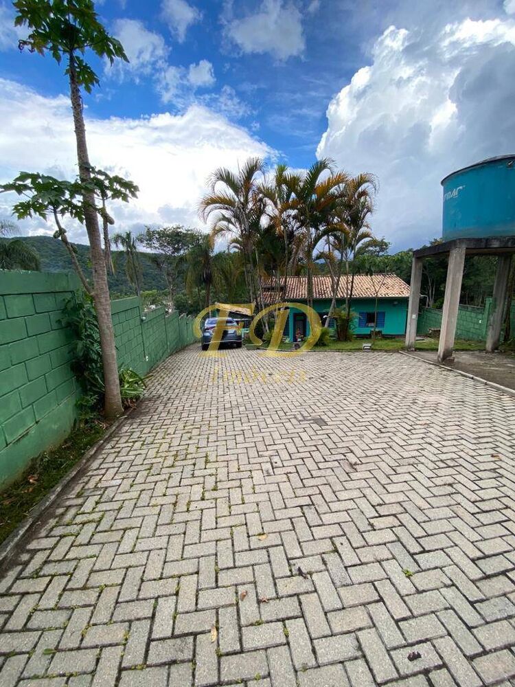 Chácara à venda com 2 quartos, 250m² - Foto 8
