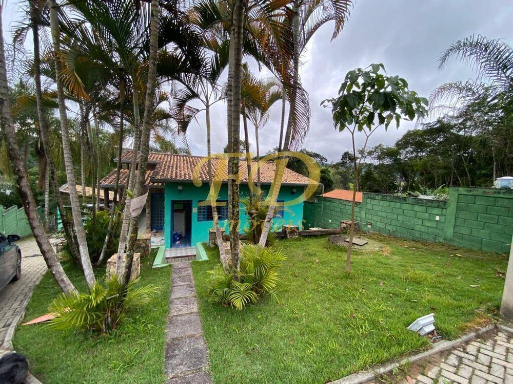 Chácara à venda com 2 quartos, 250m² - Foto 2