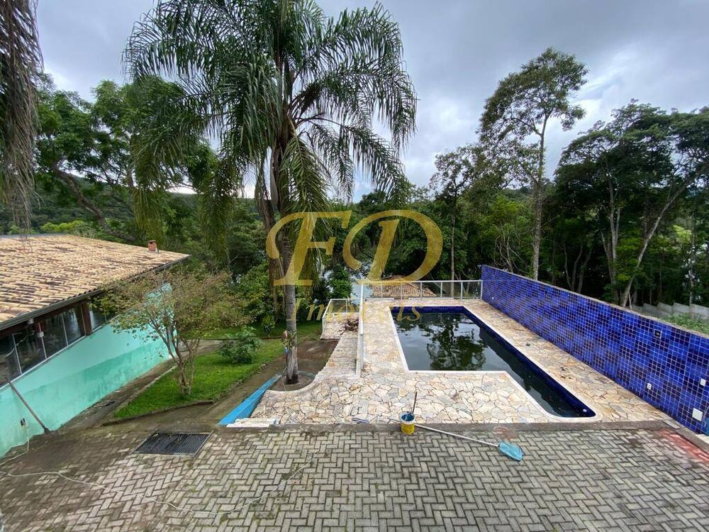 Chácara à venda com 2 quartos, 250m² - Foto 4