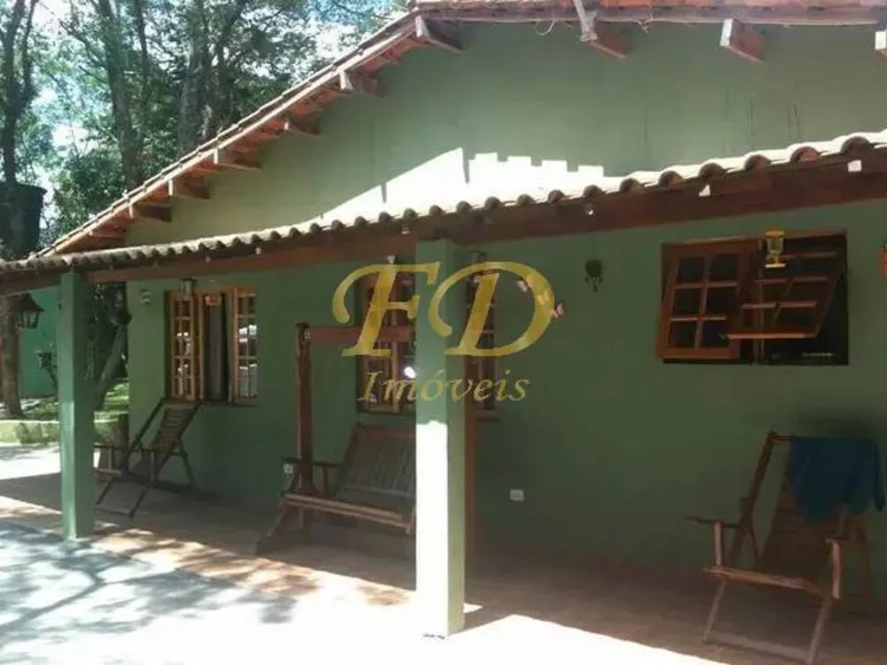 Chácara, 4 quartos, 1250 m² - Foto 1