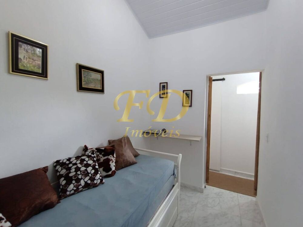 Chácara à venda e aluguel com 3 quartos, 150m² - Foto 2