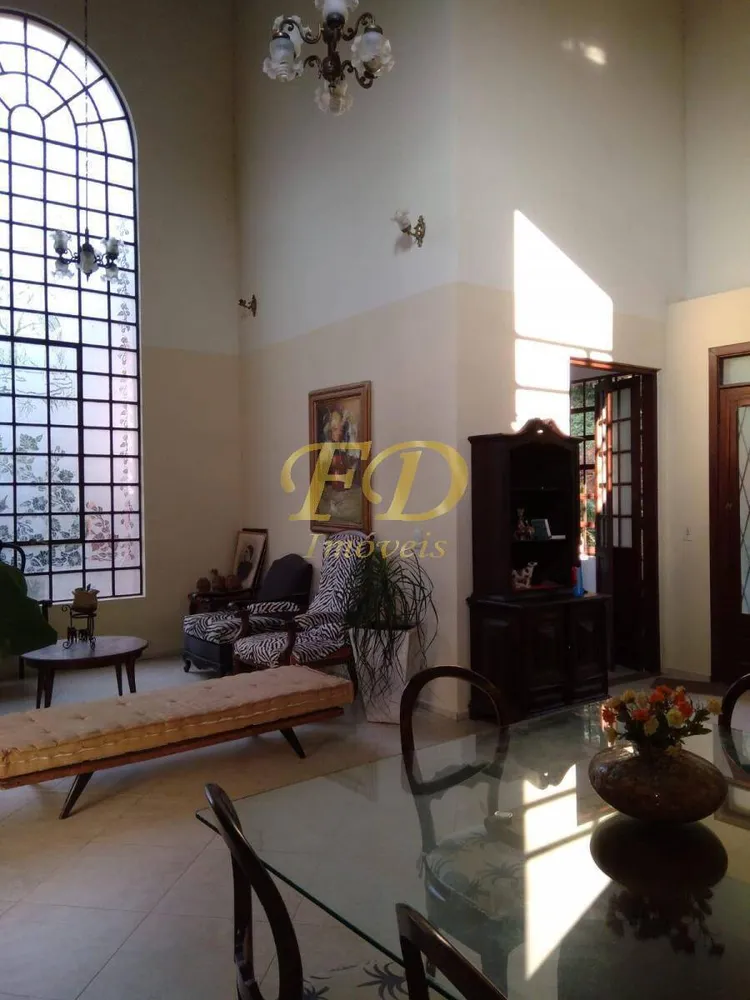 Casa, 3 quartos, 230 m² - Foto 3