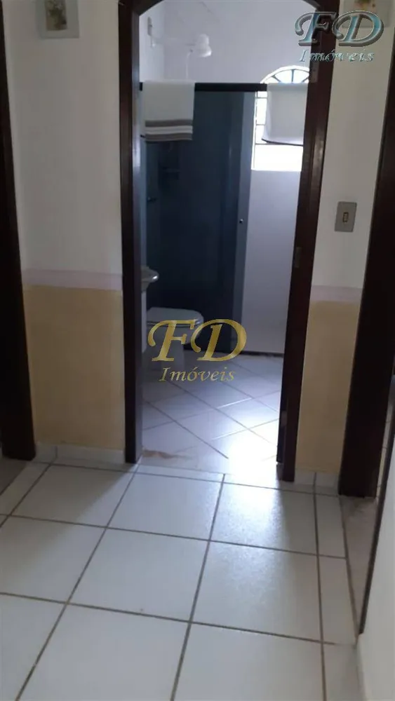 Chácara, 2 quartos, 2220 m² - Foto 7