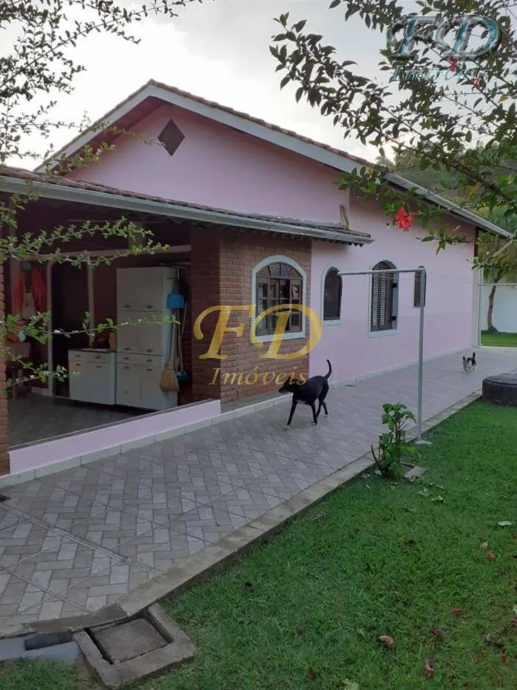 Chácara, 2 quartos, 2220 m² - Foto 4