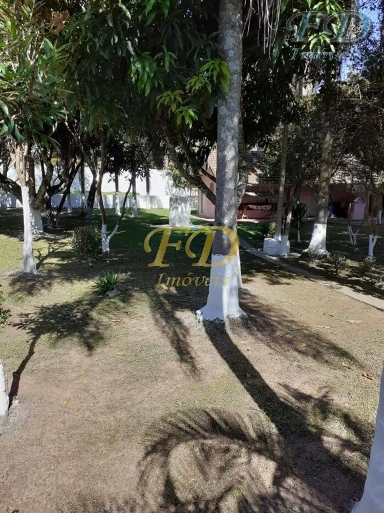 Chácara, 2 quartos, 2220 m² - Foto 11