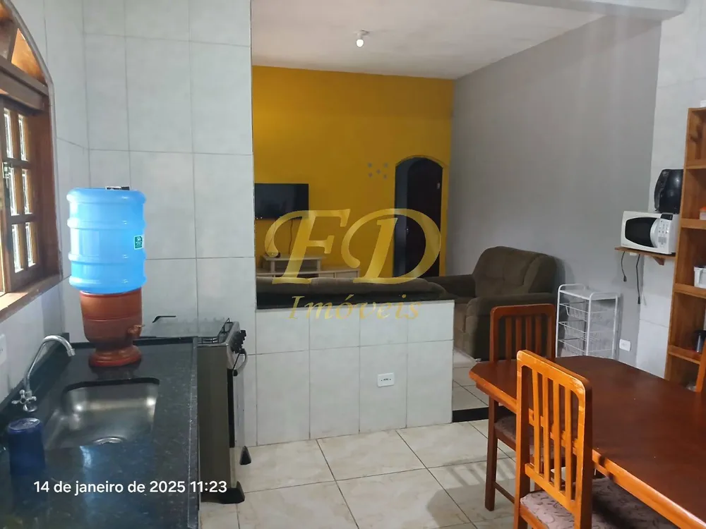 Chácara, 2 quartos, 1600 m² - Foto 2