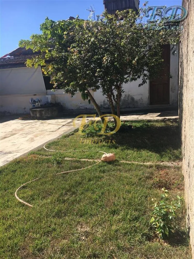 Casa, 3 quartos, 220 m² - Foto 1