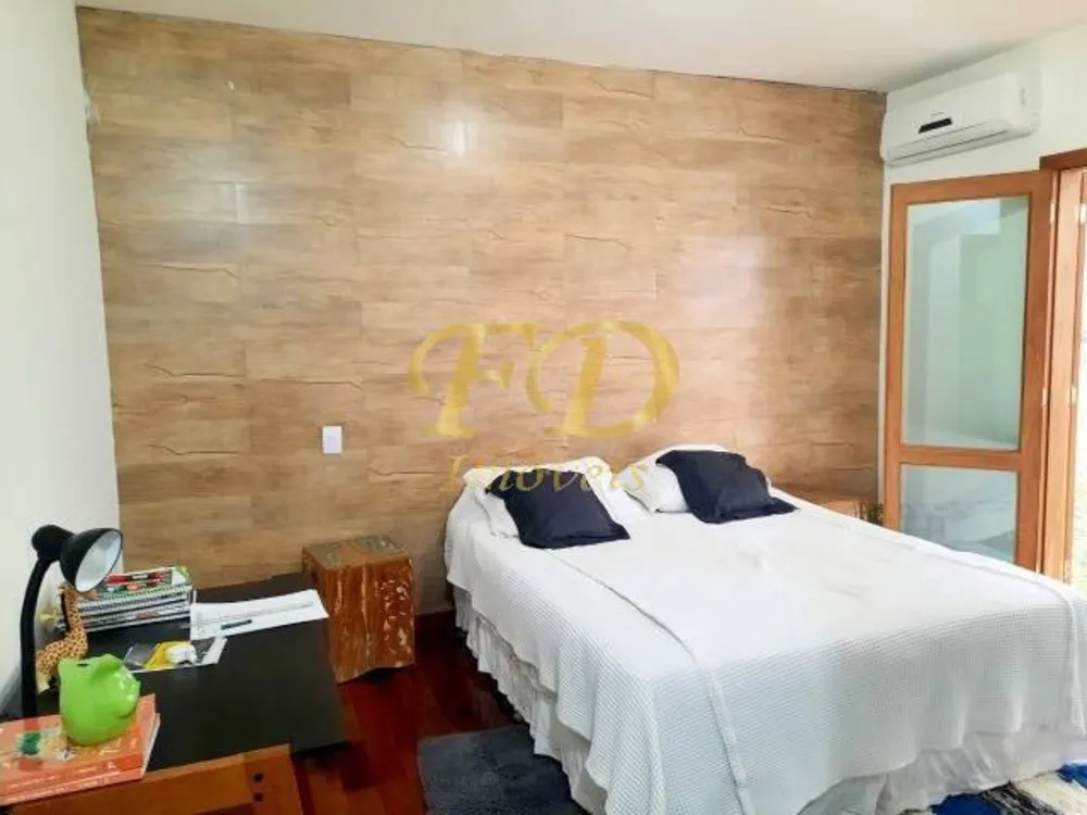 Chácara, 4 quartos, 2300 m² - Foto 1