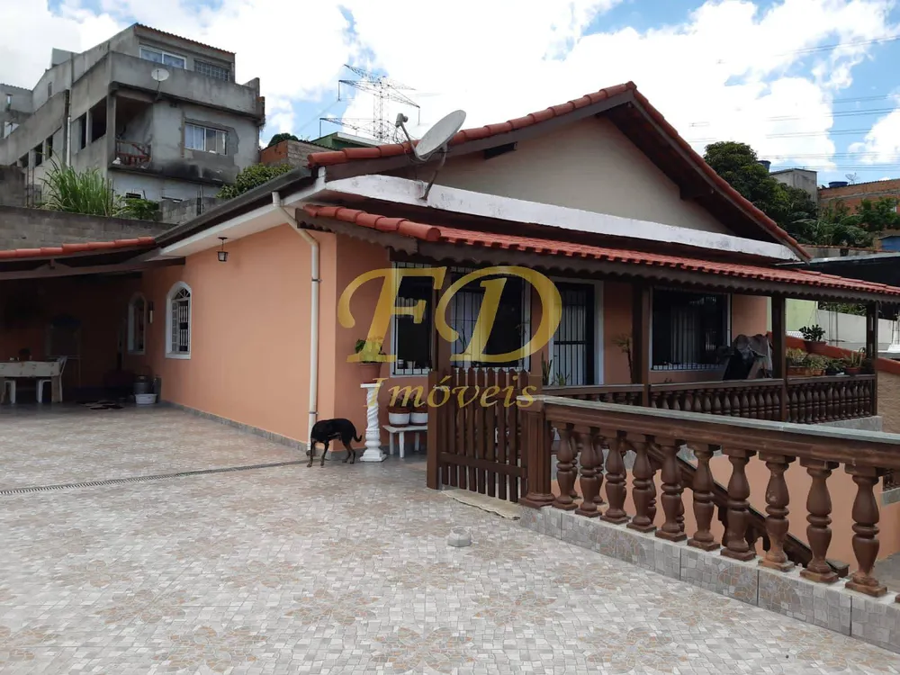 Casa, 4 quartos, 182 m² - Foto 2