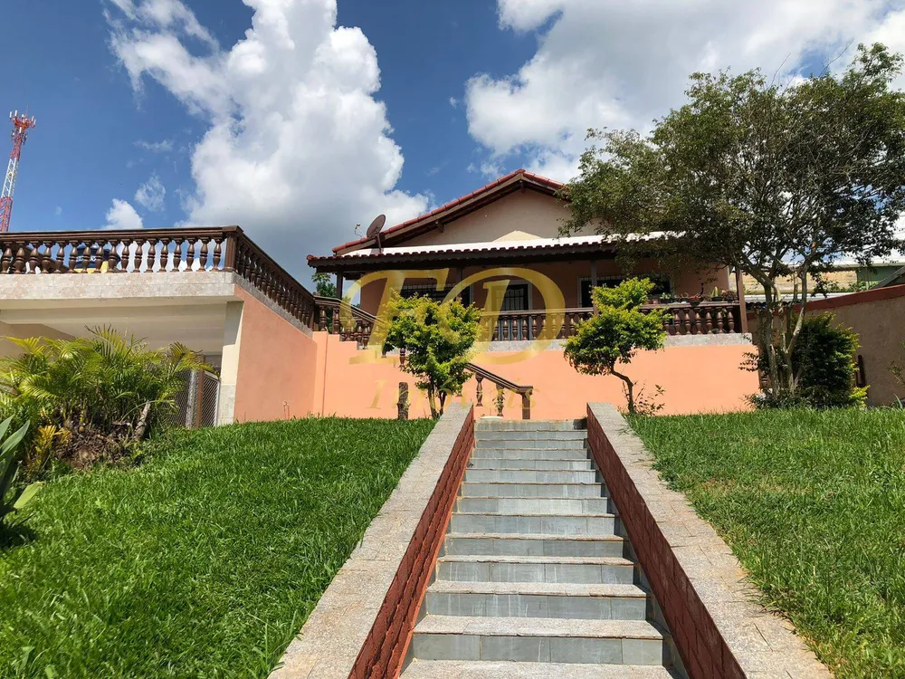 Casa, 4 quartos, 182 m² - Foto 1