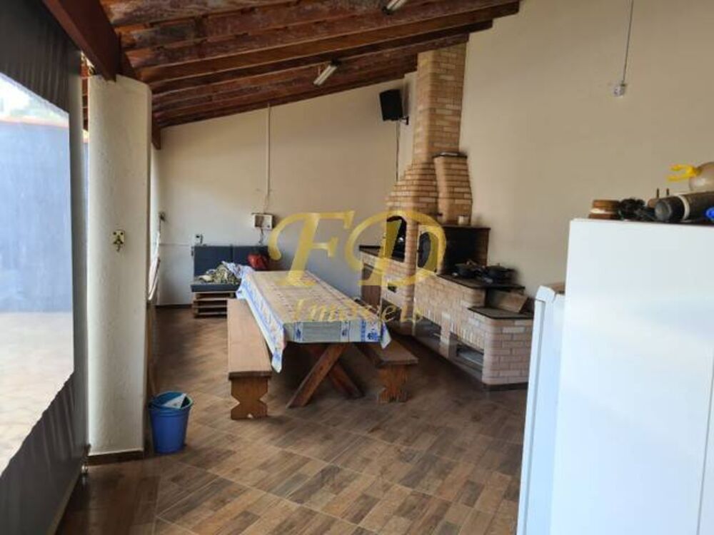 Chácara, 4 quartos, 600 m² - Foto 2