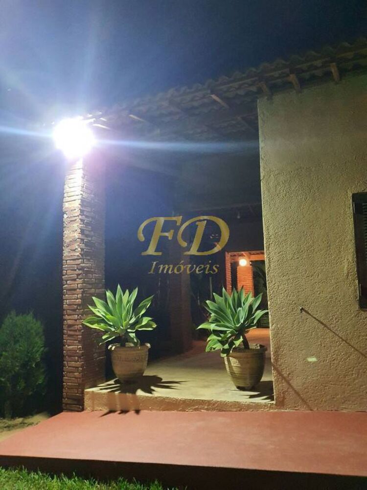 Chácara, 3 quartos, 3700 m² - Foto 2