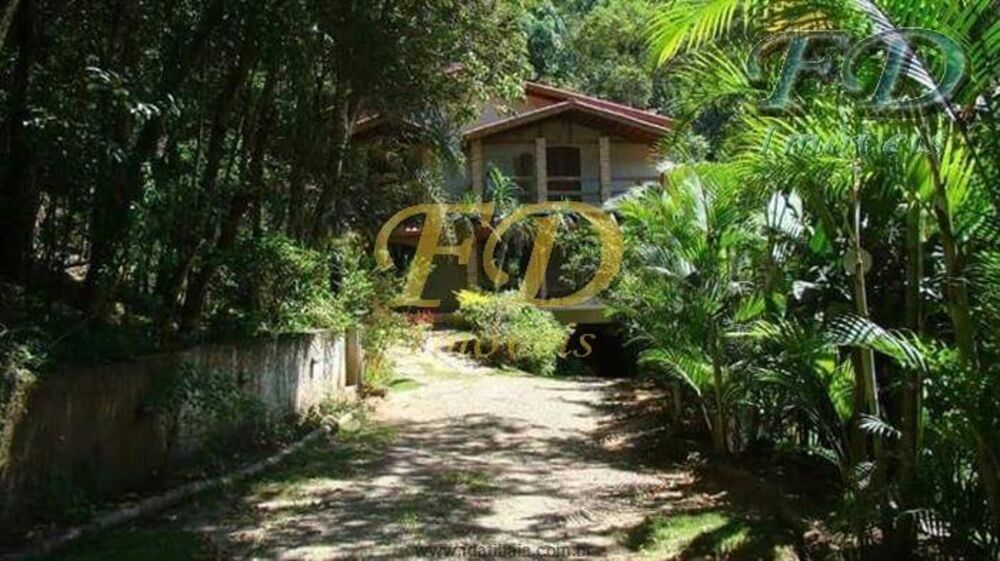 Casa à venda com 3 quartos, 400m² - Foto 1