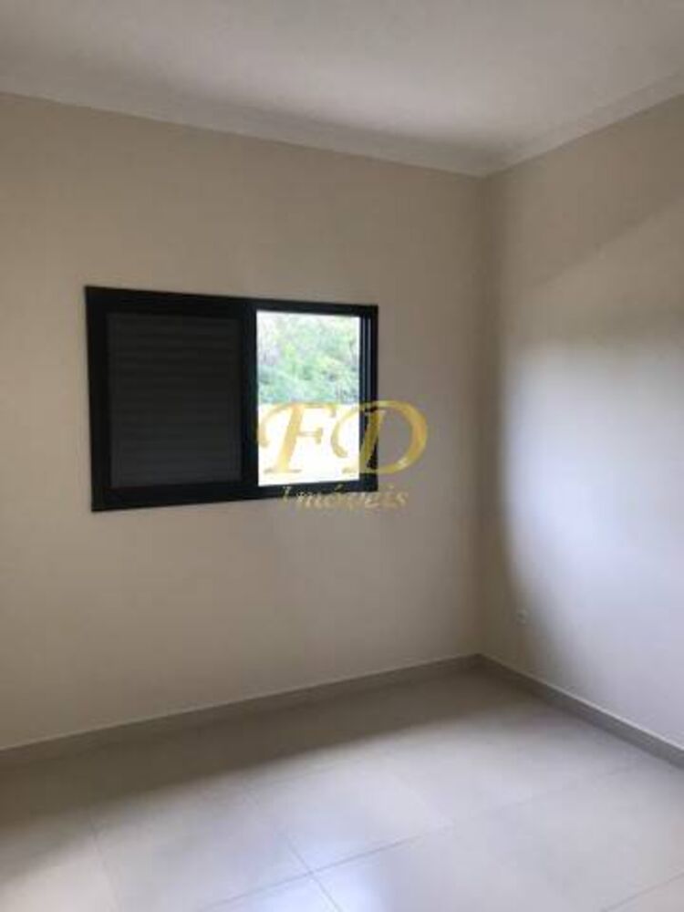 Casa à venda com 2 quartos, 70m² - Foto 3