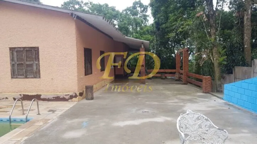 Chácara, 3 quartos, 1350 m² - Foto 2