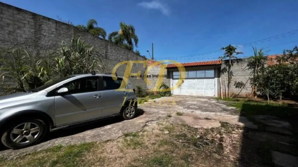 Chácara, 3 quartos, 612 m² - Foto 1