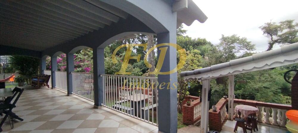 Chácara à venda com 2 quartos, 1583m² - Foto 2