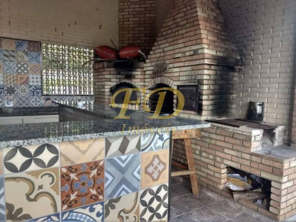 Chácara, 4 quartos, 1000 m² - Foto 1