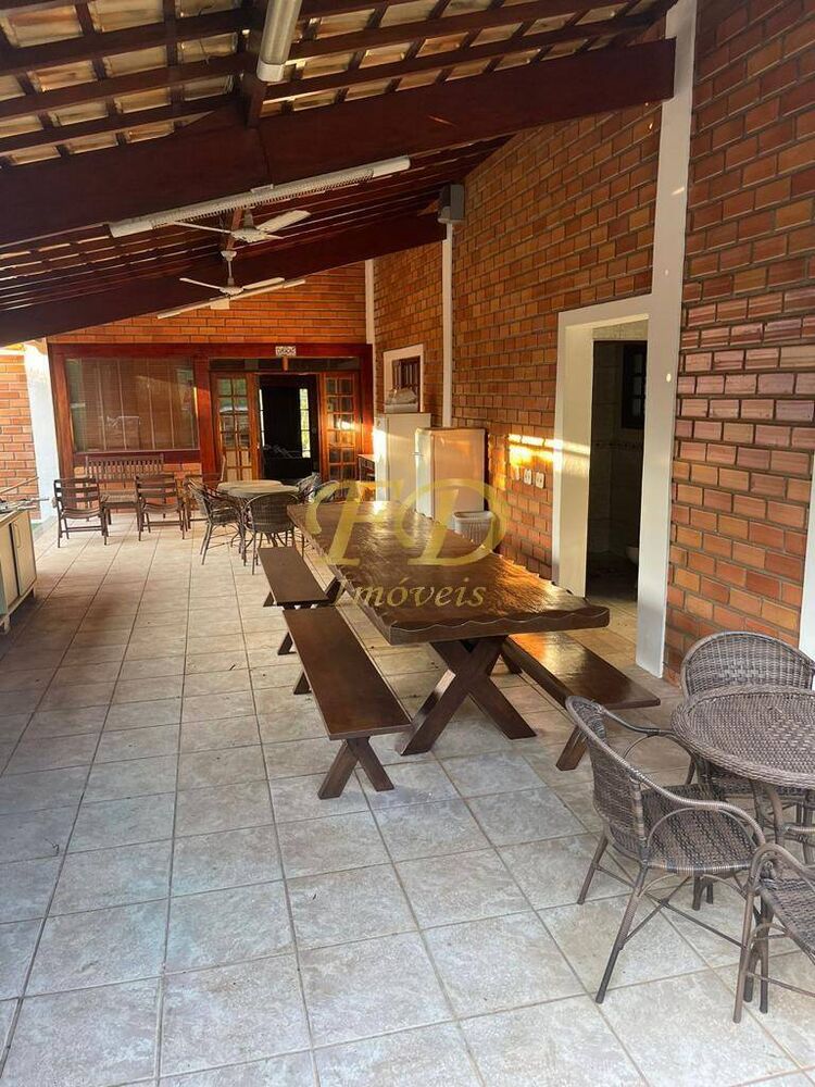 Chácara à venda com 4 quartos, 311m² - Foto 8