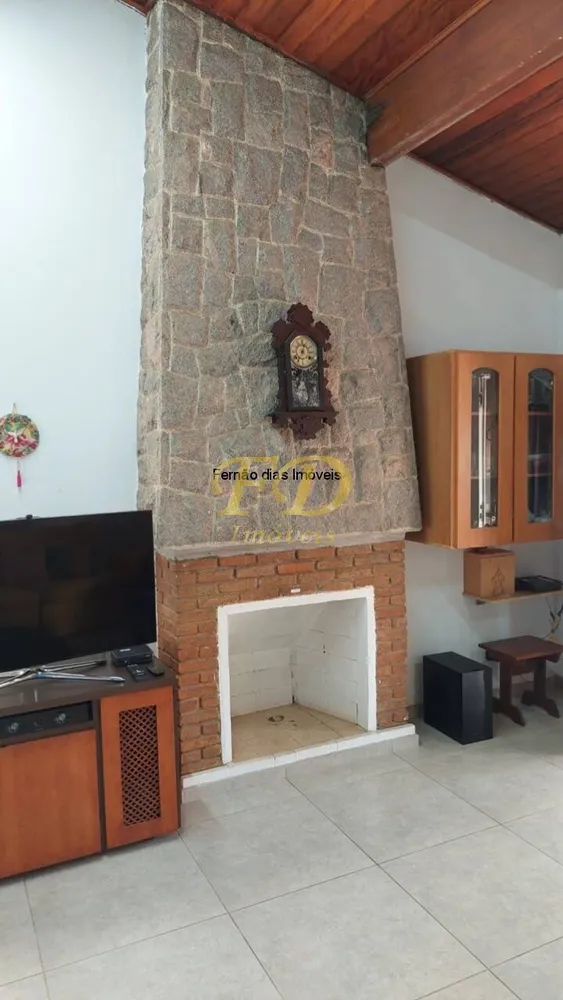 Casa, 4 quartos, 200 m² - Foto 2