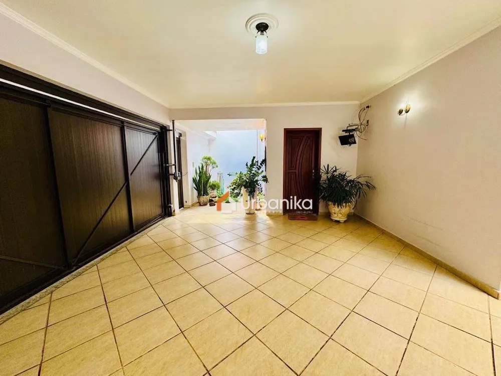 Casa, 3 quartos, 197 m² - Foto 13