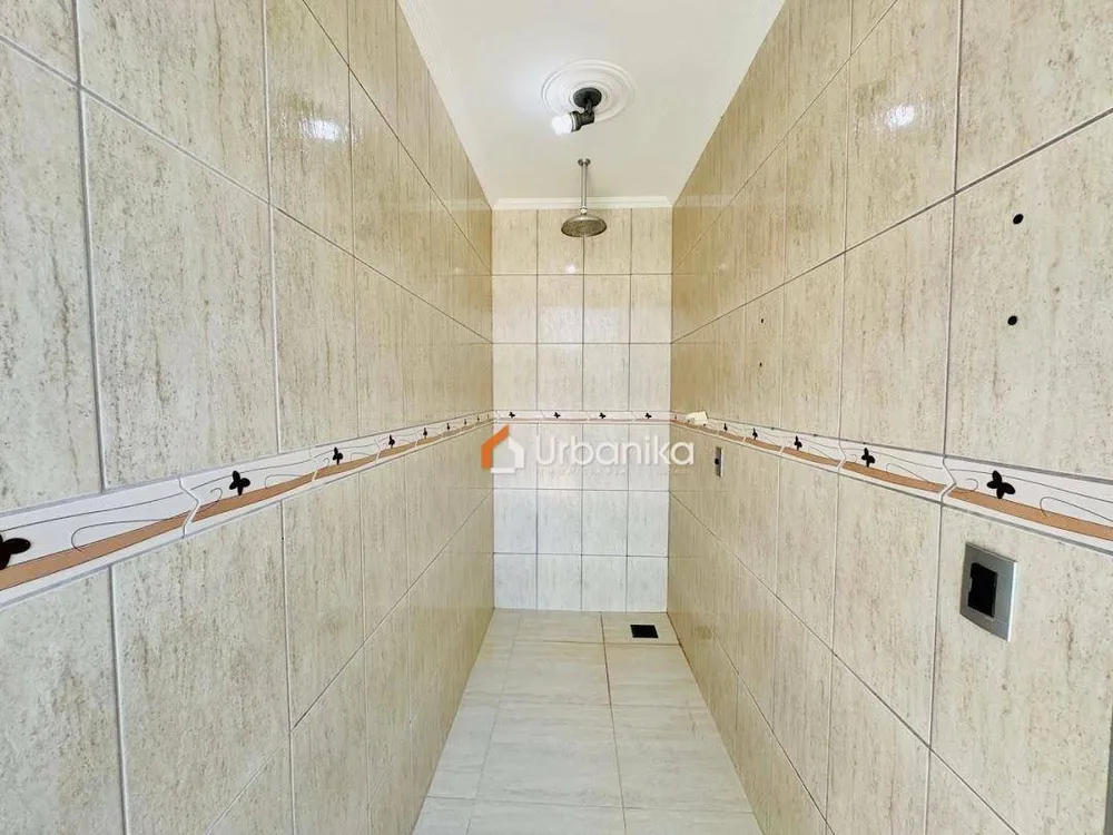Casa, 5 quartos, 352 m² - Foto 1