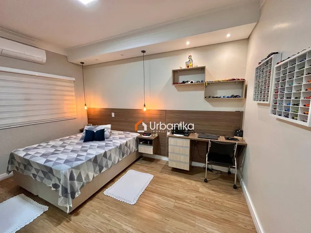 Casa, 3 quartos, 254 m² - Foto 11