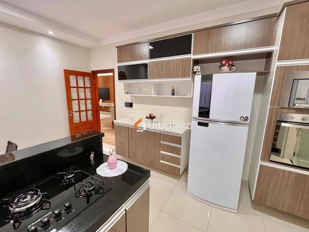 Casa, 3 quartos, 254 m² - Foto 5