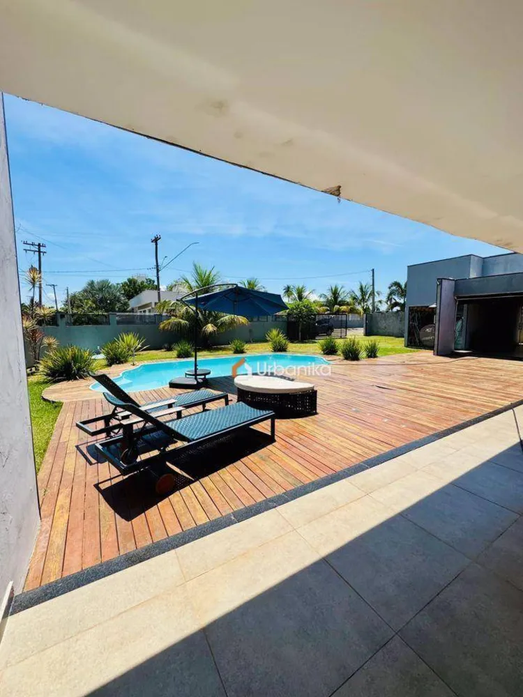 Chácara, 3 quartos, 700 m² - Foto 1