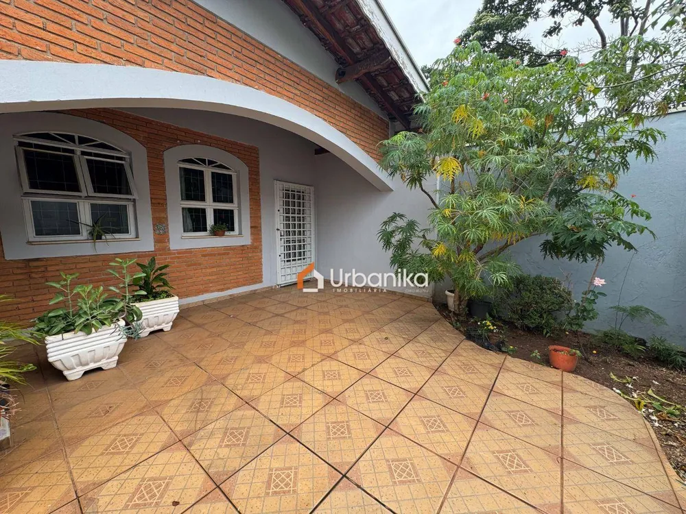 Casa, 3 quartos, 196 m² - Foto 3