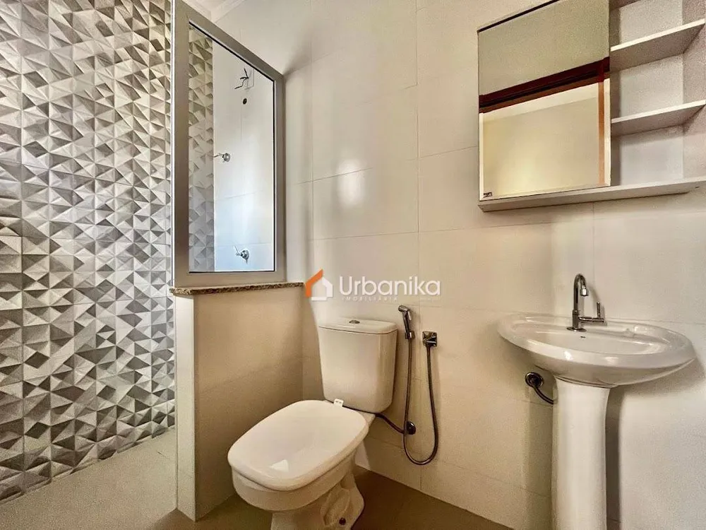 Casa, 3 quartos, 109 m² - Foto 2