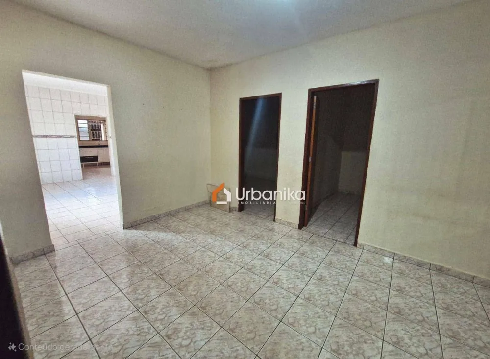 Casa, 3 quartos, 160 m² - Foto 2