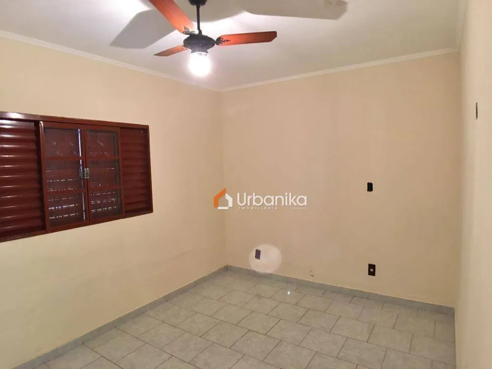 Casa, 3 quartos, 108 m² - Foto 1