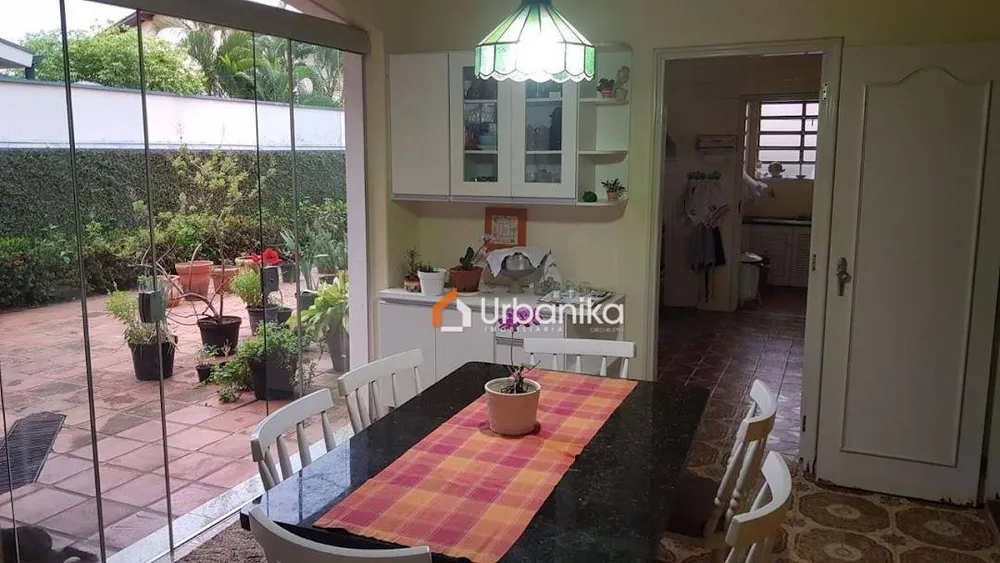 Casa, 3 quartos, 234 m² - Foto 6