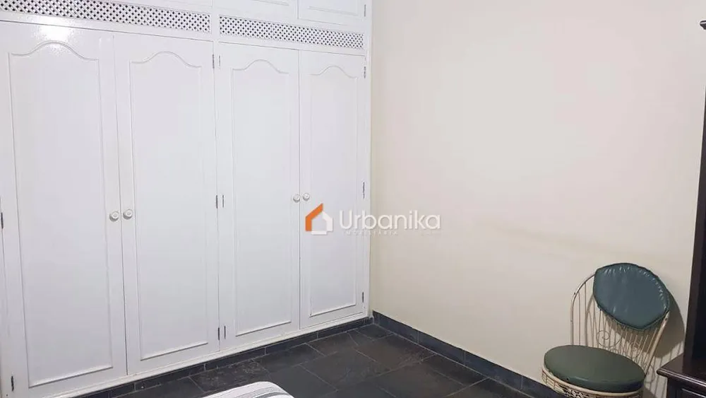 Casa, 3 quartos, 234 m² - Foto 3