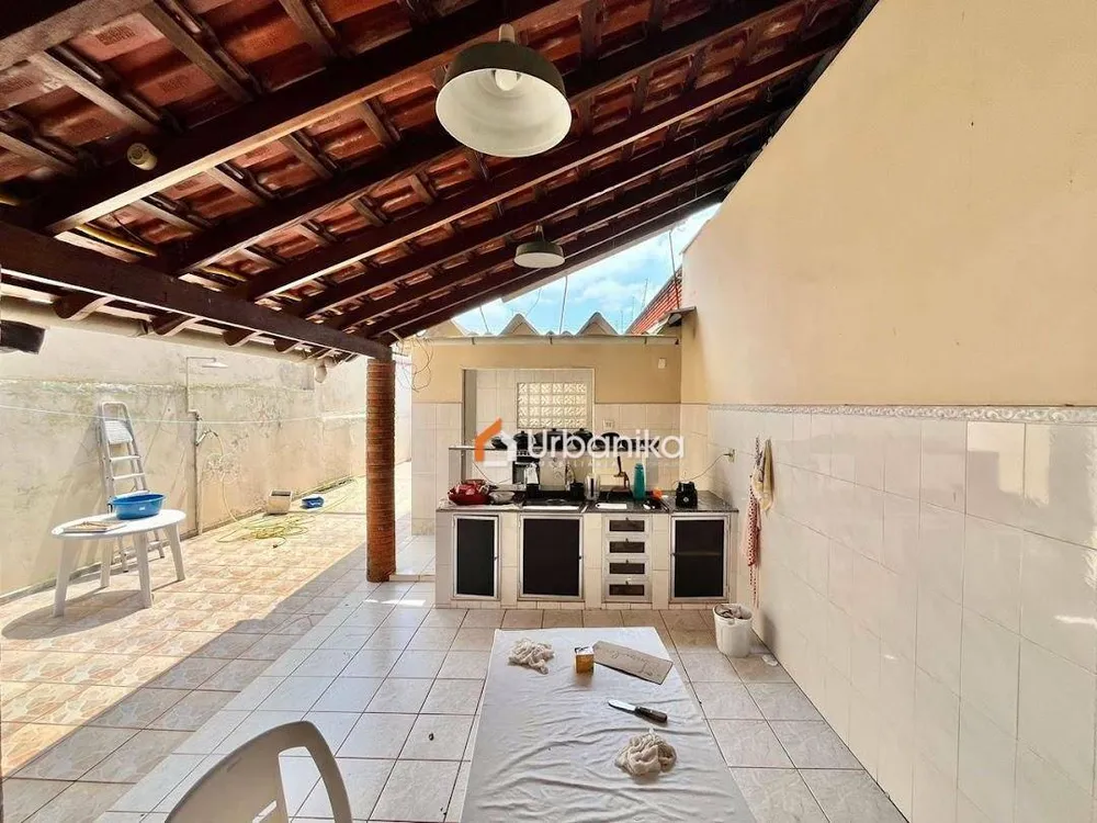 Casa, 3 quartos, 162 m² - Foto 3