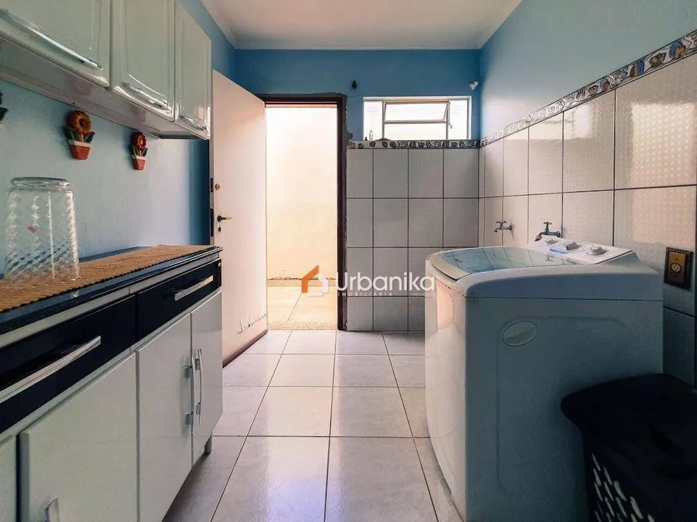 Casa, 3 quartos, 200 m² - Foto 11