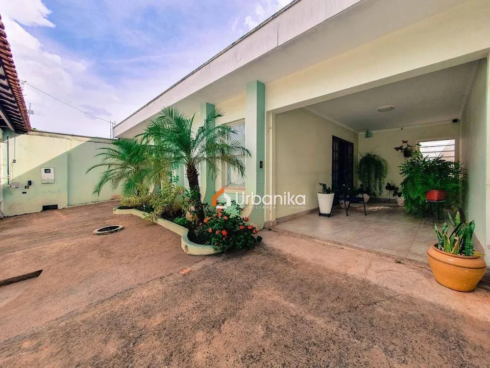 Casa, 3 quartos, 200 m² - Foto 7
