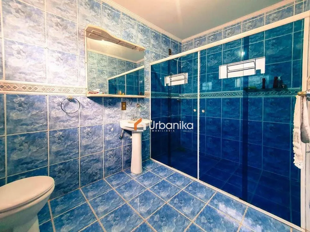Casa, 3 quartos, 200 m² - Foto 3